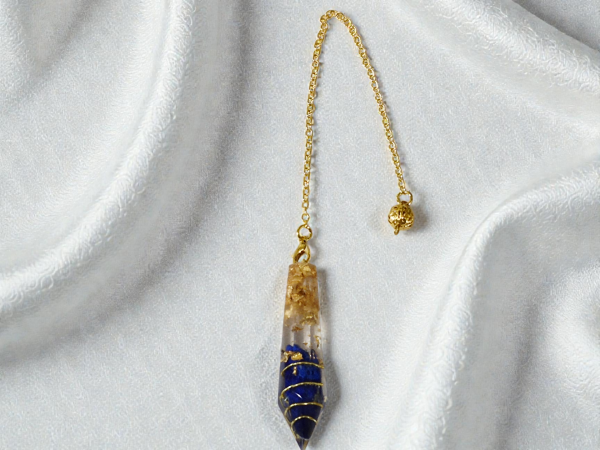Pendule artisanal orgonite lapis lazuli